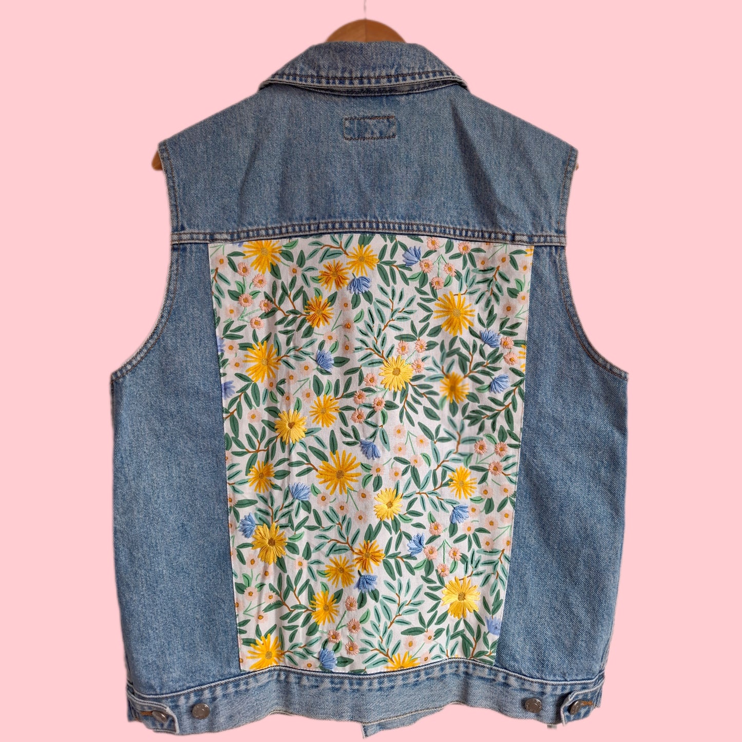 La veste sans manche - Le jardin