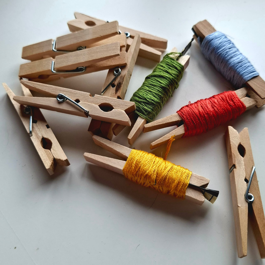 Pince à linge en bois