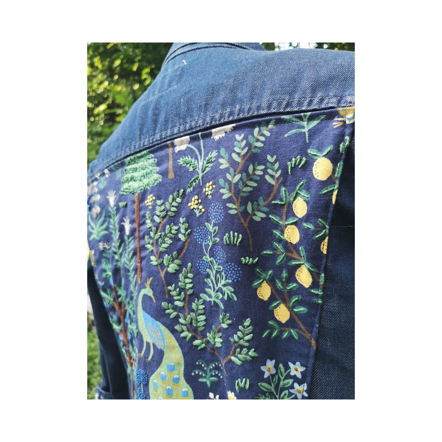 La veste en jeans - Le paon