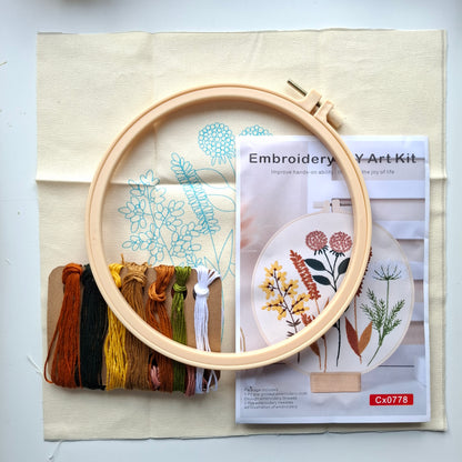 Kit de broderie - Fleurs oranges