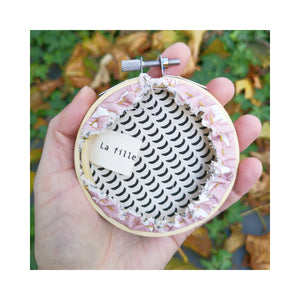 Broderie Pocket - corps (fil ocre)